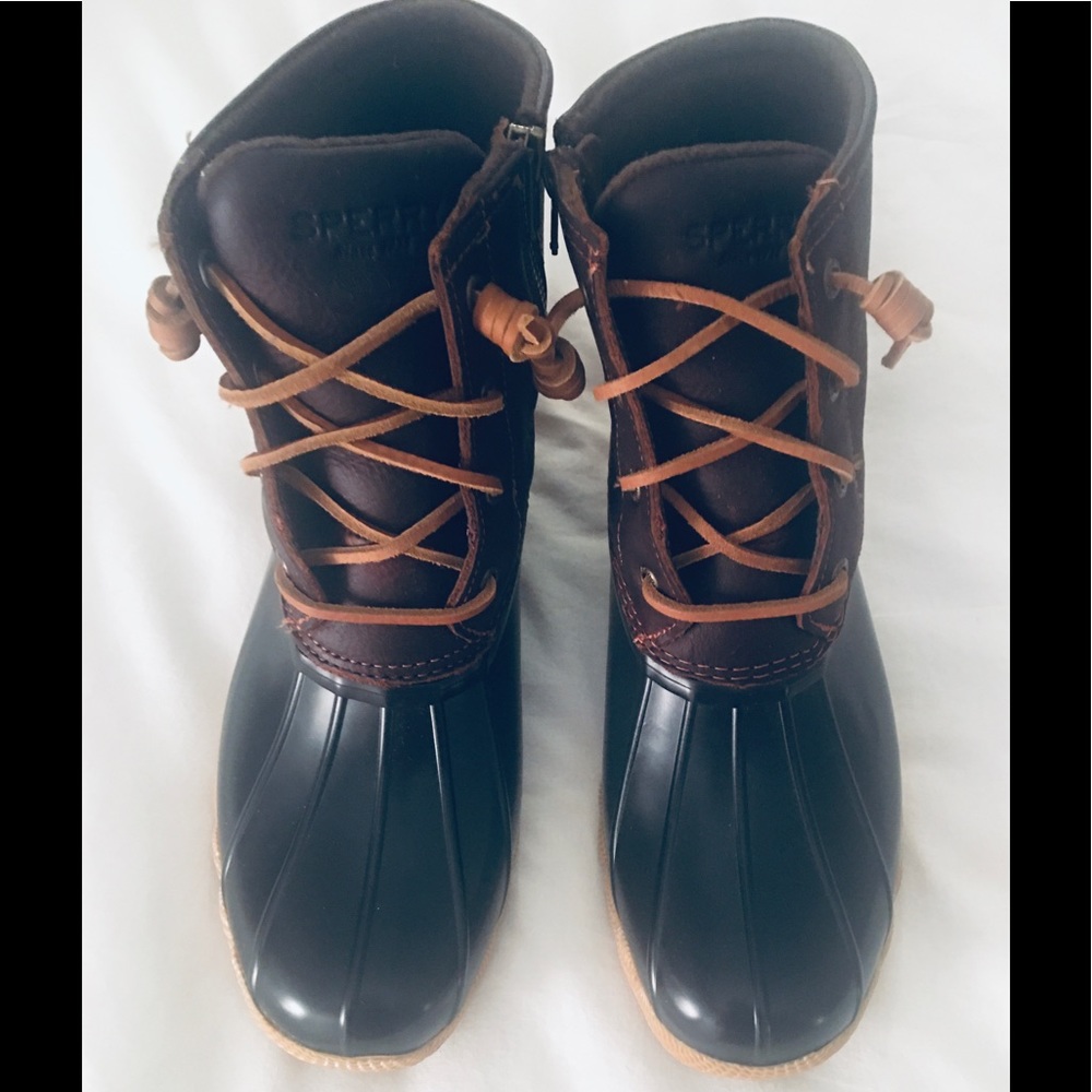 Sperry Duck boots brown and navy 8 1/2